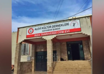 Adıyaman'da cemevine biber gazlı saldırı!