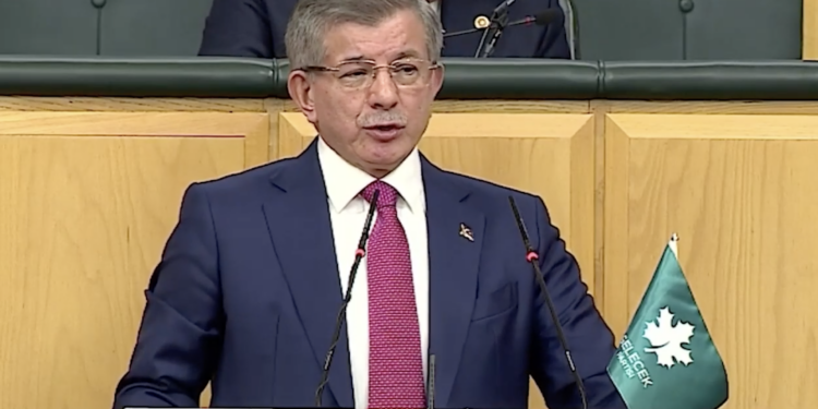 Ahmet Davutoğlu’ndan AKP’ye ‘Serap Yazıcı’ tepkisi: “Robotlar sizin olsun!”