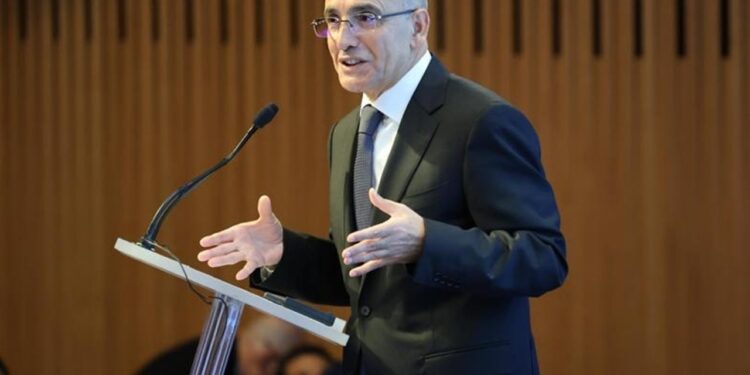 Bakan Şimşek'ten Enflasyon Mesajı: 'Şüpheleri Anlıyorum Ama Düşecek'