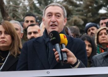 Bakırhan: Kürtler masada kandırılacak durumda değil