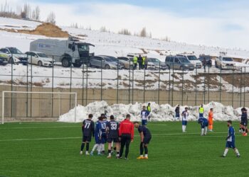 Başkalespor Evinde İpekyolu Belediyespor'u Rahat Geçti
