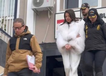 Biri bana eşek şakası yaptık desin