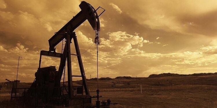 Brent petrolün varili 74,60 dolardan işlem görüyor