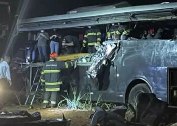 Brezilya’da otobüsle kamyon çarpıştı: 12 ölü, 21 yaralı