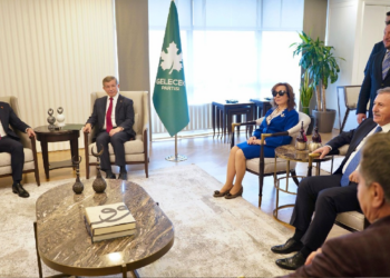 CHP Lideri Özel'den Gelecek Partisi Lideri Davutoğlu'na Ziyaret