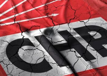 CHP'de İstifa Rüzgarı! 514 Kişi AKP'ye Geçti