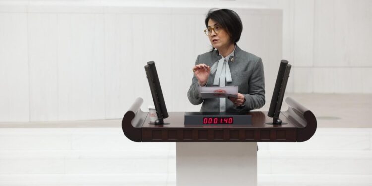 CHP’den İktidara Sahte İçki Tepkisi, ‘Halk Sağlığı Sorunu’