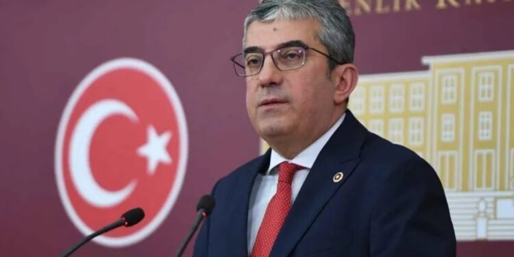 CHP’den kayyıma tepki: Ortak tutum önemli