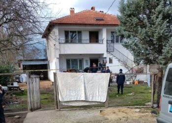 Çanakkale'de vahşet: Ceset ve baş çöp kovasında!