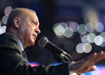 Cumhurbaşkanı Erdoğan Yeniden Genel Başkan