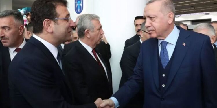 Cumhurbaşkanı Erdoğan mı İmamoğlu mu? Son Anket Sonuçları Dikkat Çekti