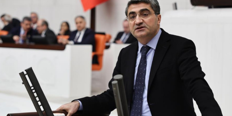 DEVA Partili Mehmet Emin Ekmen’den İktidara 'Ayşe Barım' Resti: Bu AK Parti'nin İflasının İlanı