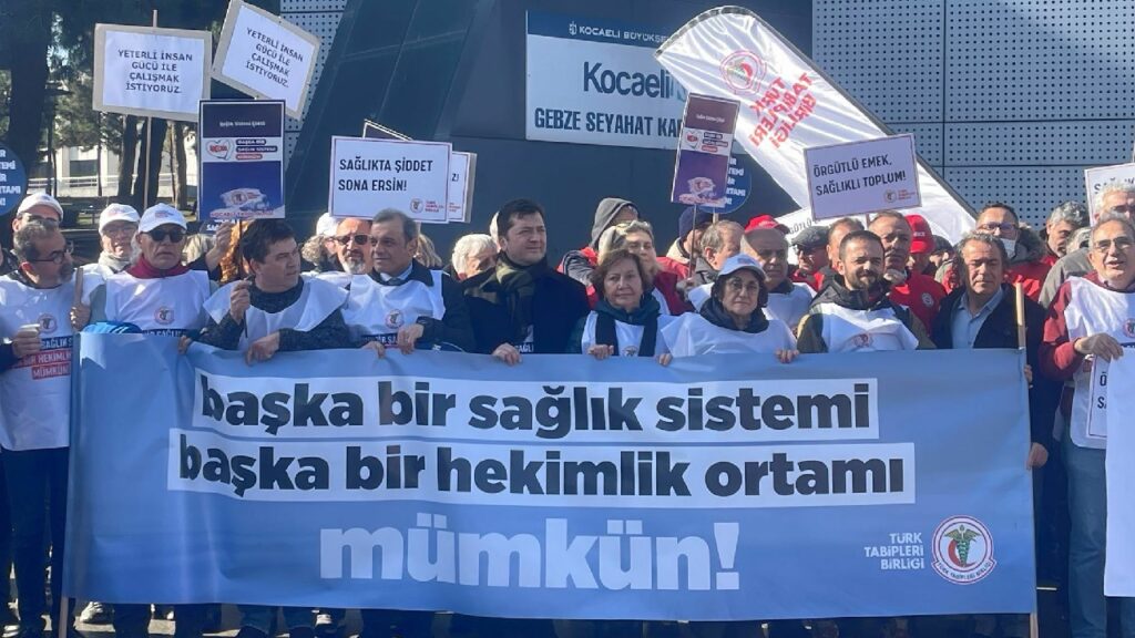 Doktorlardan 'Beyaz Yürüyüş': Yılgınız