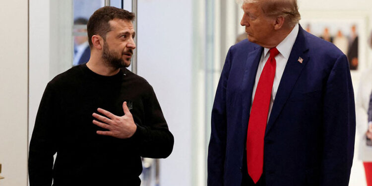 Donald Trump: “Seçime gitmemiş bir diktatör olan Zelenski elini çabuk tutsa iyi olur”
