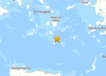 Ege Denizi'nde 5 Şiddetinde Deprem
