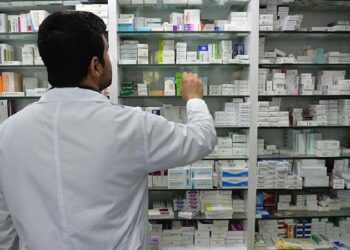 Ekonomik zorluklar, ilaç stoklarını darboğaza sürüklüyor