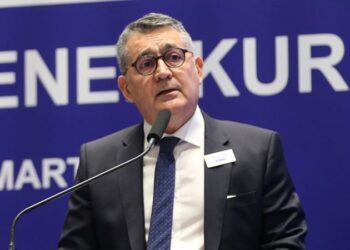 Eleştiriyi susturma çabası hukuk değil, keyfiliktir