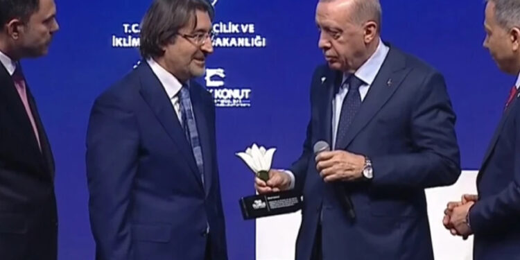 Erdoğan azarlamıştı: Ziraat Bankası Genel Müdürü’nden görüntüleri yayınlayan medyaya reklam kesme tehdidi