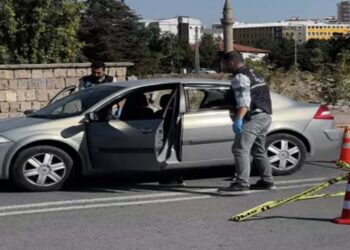 Eski eşini, 8 yaşındaki kızının gözü önünde tabancayla yaralayan sanığa 18 yıl hapis