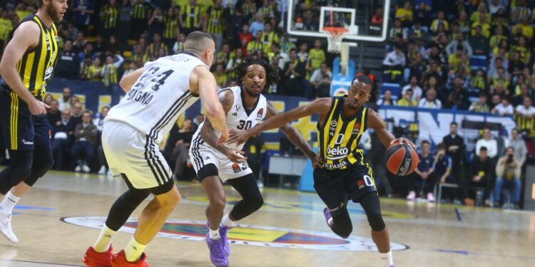 Fenerbahçe Durdurulamıyor, Üst Üste 6. Galibiyet