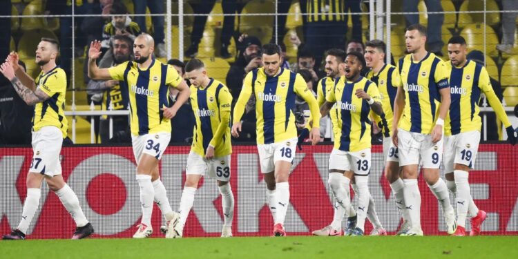 Fenerbahçe'de Anderlecht Maçı Öncesi Mourinho'dan Kadro Sürprizi