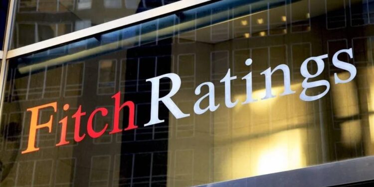 Fitch, Nissan’ın Kredi Notunu Düşürdü