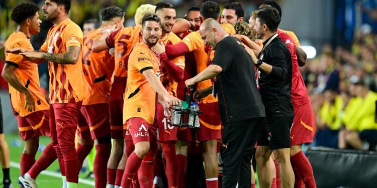 Galatasaray'ın Yıldız İsminden Veda!