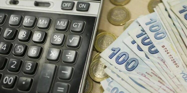 Gelir vergisinin yüzde 65,4’ünü çalışanlar ve küçük esnaf ödüyor