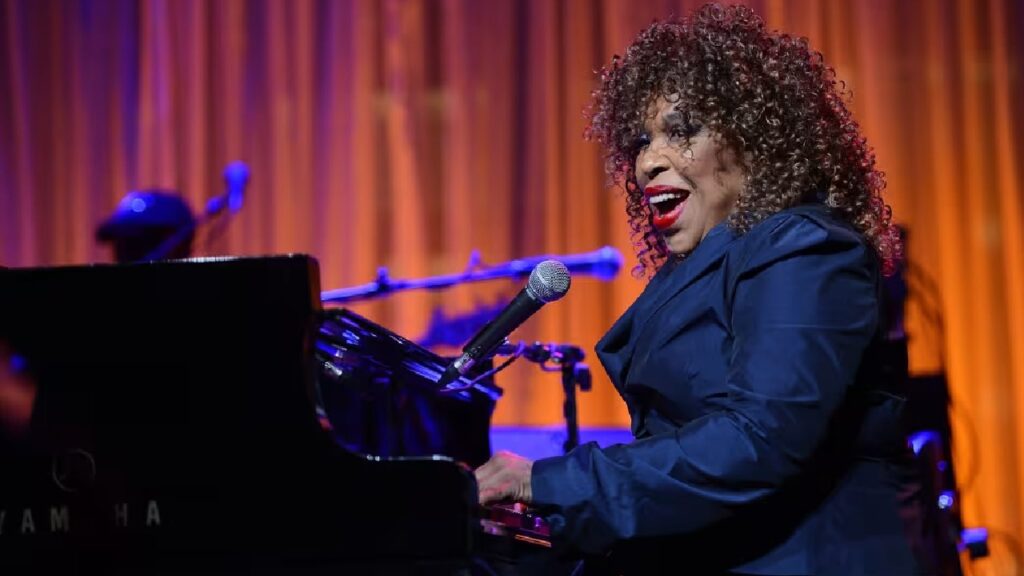 Grammy Ödüllü Sanatçı Roberta Flack Yaşamını Yitirdi