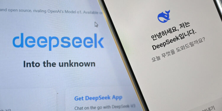Güney Kore, Çinli yapay zeka uygulaması DeepSeek’in indirilmesini askıya aldı