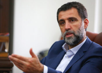 Hakan Şükür lehine tazminata hükmeden hakimlere bile terör suçlaması!
