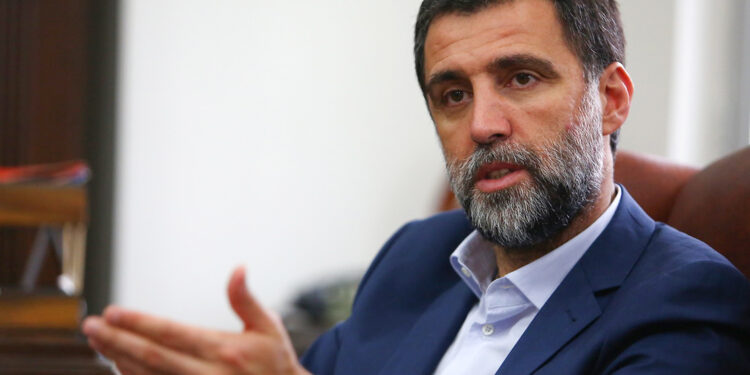 Hakan Şükür lehine tazminata hükmeden hakimlere bile terör suçlaması!