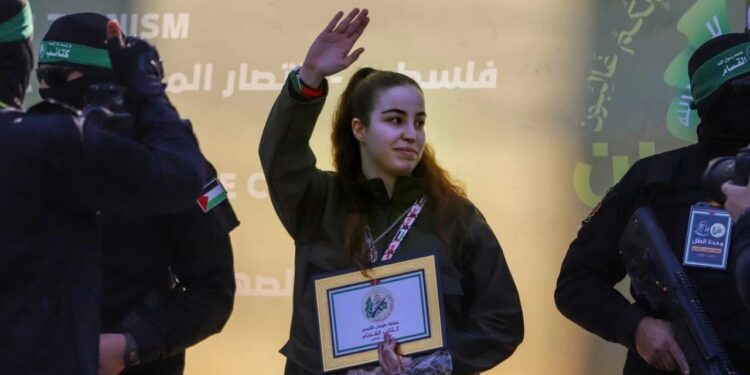 Hamas'ın O Hareketi İsrailli Rehineyi Şaşkına Uğrattı