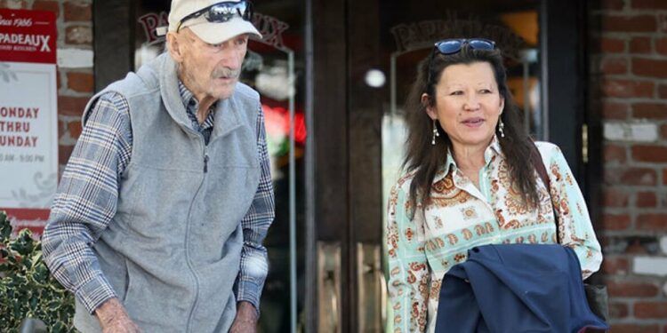 Hollywood'un Efsanevi Yıldızı Eşiyle Birlikte Ölü Bulundu