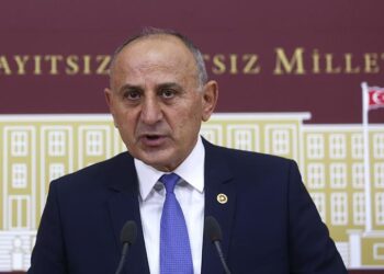 İmamoğlu’nun ön seçimde ilk rakibi belli oldu