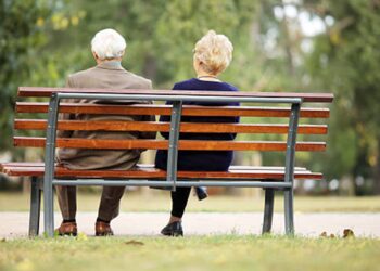 İnsanlar iki yaş aralığında daha hızlı yaşlanıyor