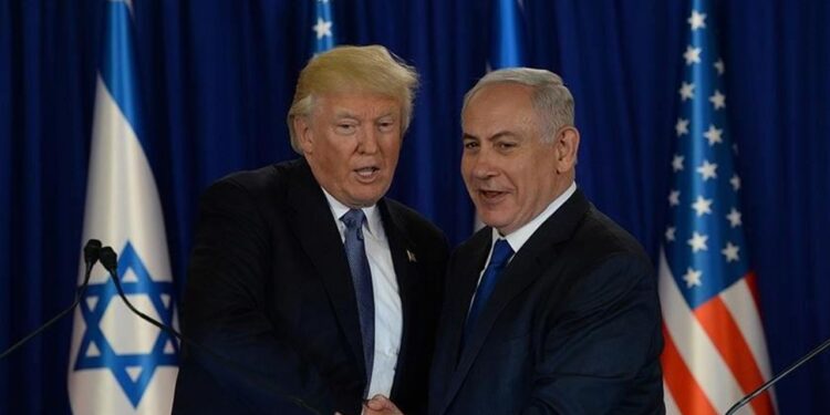 İsrail Başbakanı Netanyahu'dan ABD Başkanı Trump'a Manidar Hediye