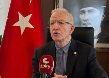 İstanbul Barosu Başkanı Kaboğlu: ”Saray rejimini desteklemeyene ‘terörist’ yaftası vuruluyor”