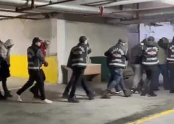 İstanbul merkezli 8 ilde operasyon: Gözaltına alınan 32 tefeci kefaletle serbest kaldı