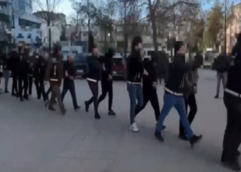 İstanbul merkezli IŞİD operasyonunda gözaltına alınan 33 şüpheli tutuklandı