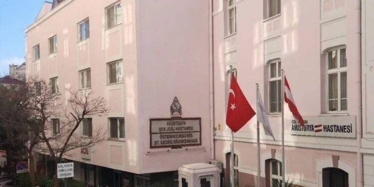 İstanbul'da 153 yıllık Sen Jorj Hastanesi sessiz sedasız kapatıldı