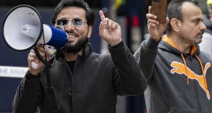 İsveç mahkemesi Kuran yakmanın ‘nefreti körüklemek’ olduğuna karar verdi