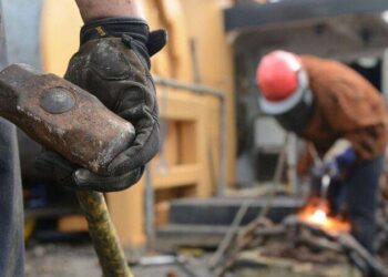 KYK bursları eridi; üniversite öğrencileri günlük 30 TL ile hayatta kalma mücadelesi veriyor