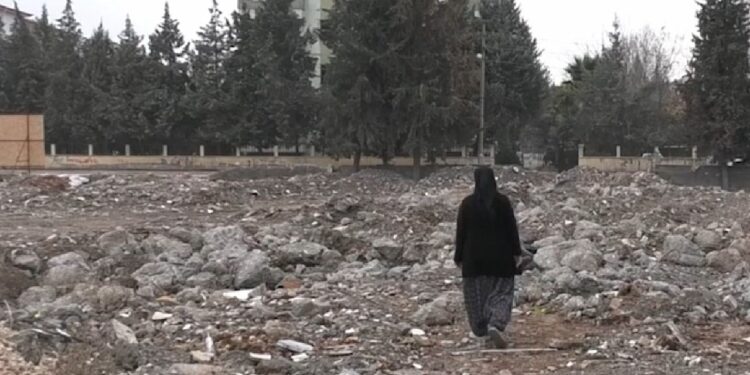 Kadınlardan 6 Şubat Belgeseli, 'Acılarımız Taze Ama...'