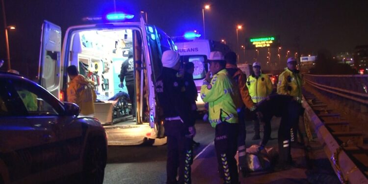 Kağıthane'de Feci Kaza! Motosikletler Birbirine Girdi: 1 Kişi Hayatını Kaybetti