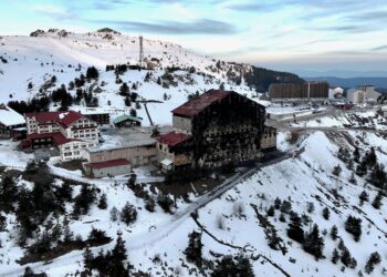 Kartalkaya yangınıyla ilgili müfettiş raporları tamamlandı; Bakan Yerlikaya'dan '15 gün' eleştirilerine yanıt: İhmali olanlar cezalarını çekecek