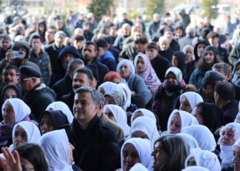 Kayyıma tepki büyüyor: Belediyeler halkındır