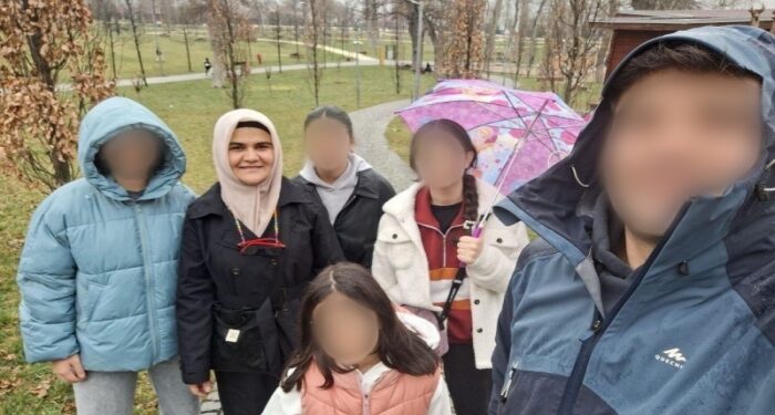 Kız Çocukları Davası’nda, üç kızıyla birlikte gözaltına alınan ev hanımı tahliye edildi