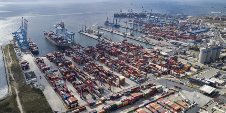 Körfez ülkelerine 5 yılda 126,7 milyar dolarlık ihracat yapıldı