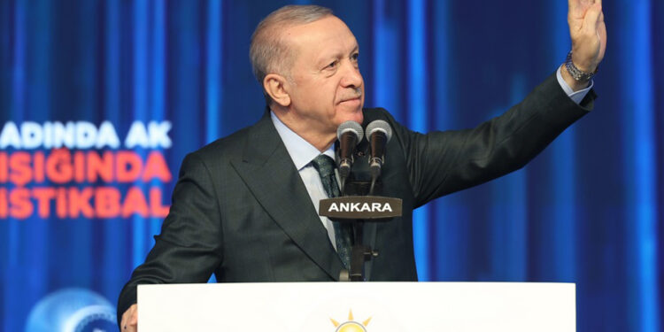 Kulis: Erdoğan, 7 Kasım 2027’de erken seçim planlıyor, hedef 360 vekile ulaşıp yeniden aday olabilmek